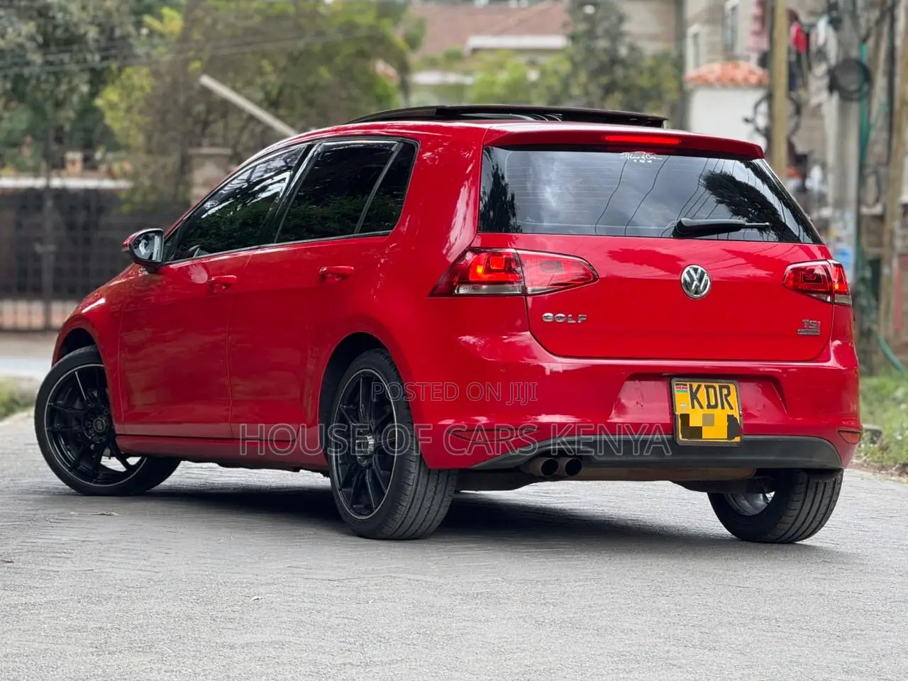 Volkswagen Golf 2017 Red