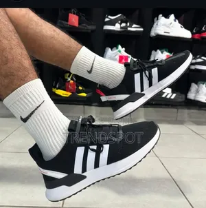 Adidas U Path Run J