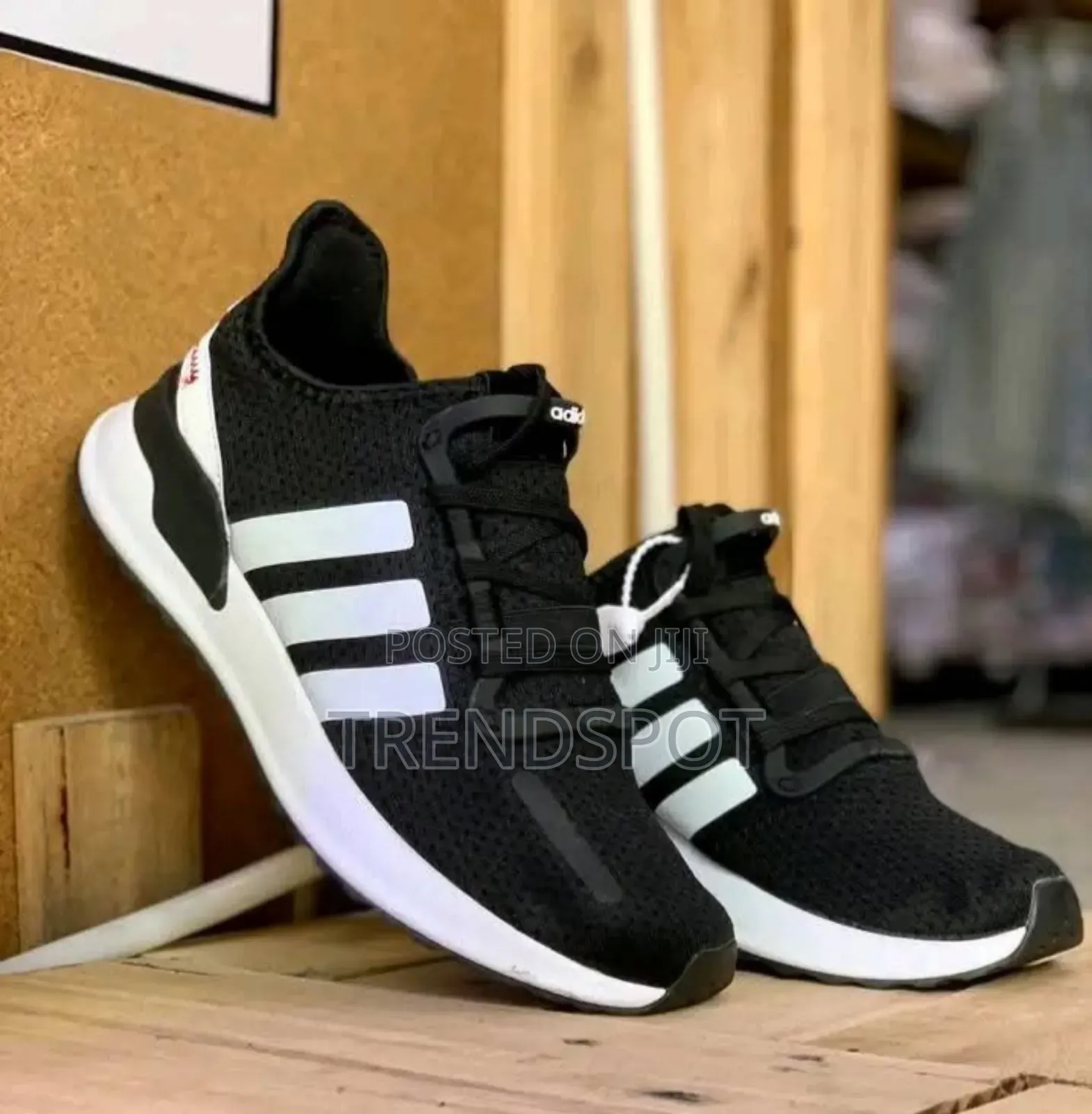 Adidas U Path Run J