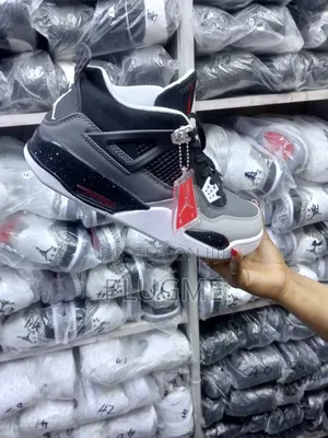 Jordan 4 Sneakers