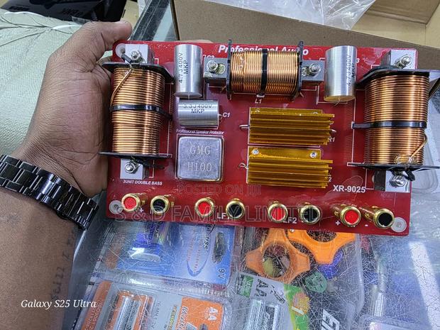 Line Array Speaker Crossover - main view