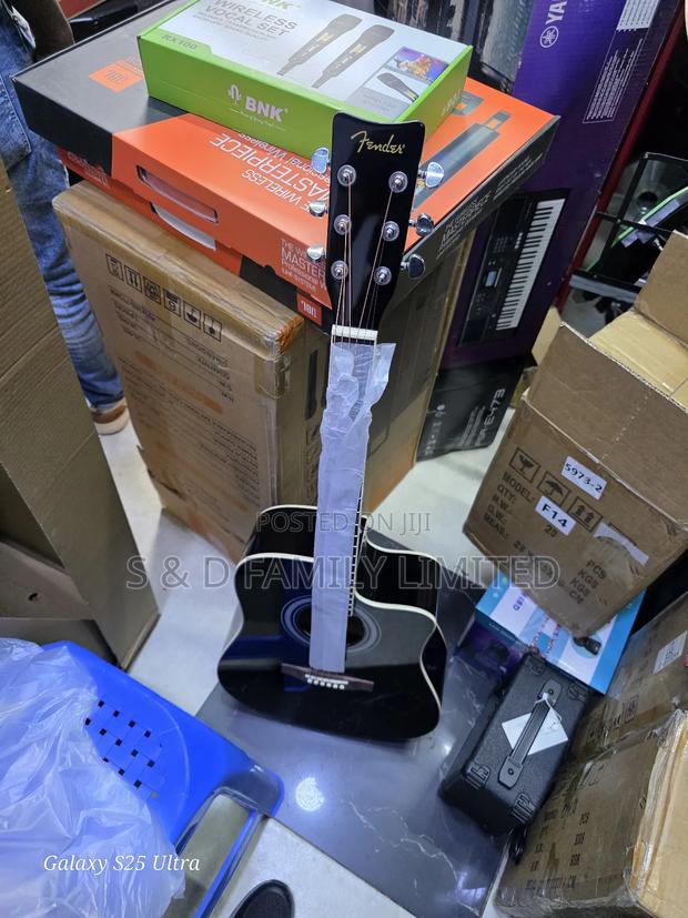 Fender Size 41 Acoustic Guitar - main view