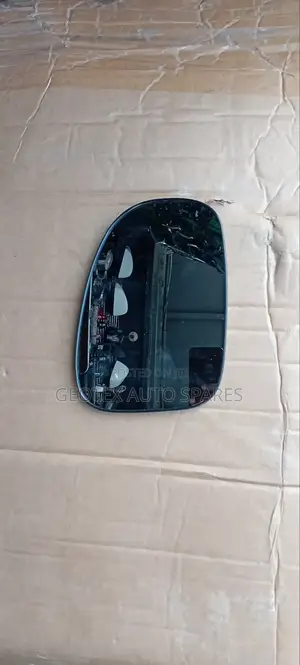 Toyota Mark X, Ractis, Passo, Wish Sidemirror Lens