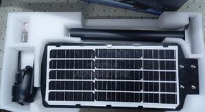 Ai Solar Camera +Lighting 2 in 1 450w for Real Time Remote Viewing - thumbnail 2