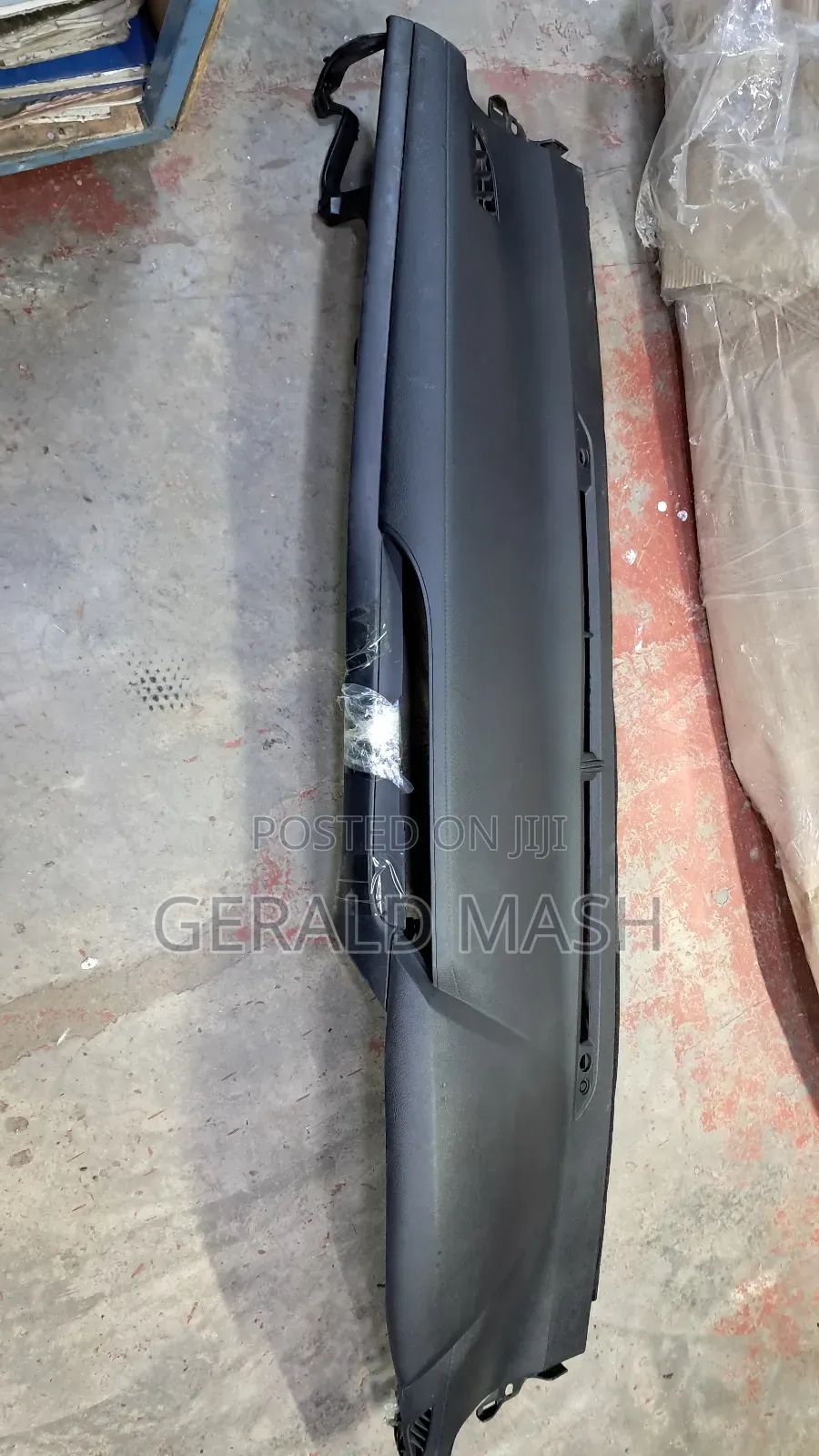 Toyota Hillux Revo Dashboard Airbag