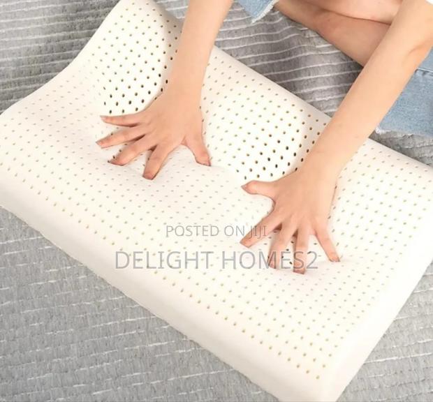 Latex /Orthopedic Pillows - thumbnail 2