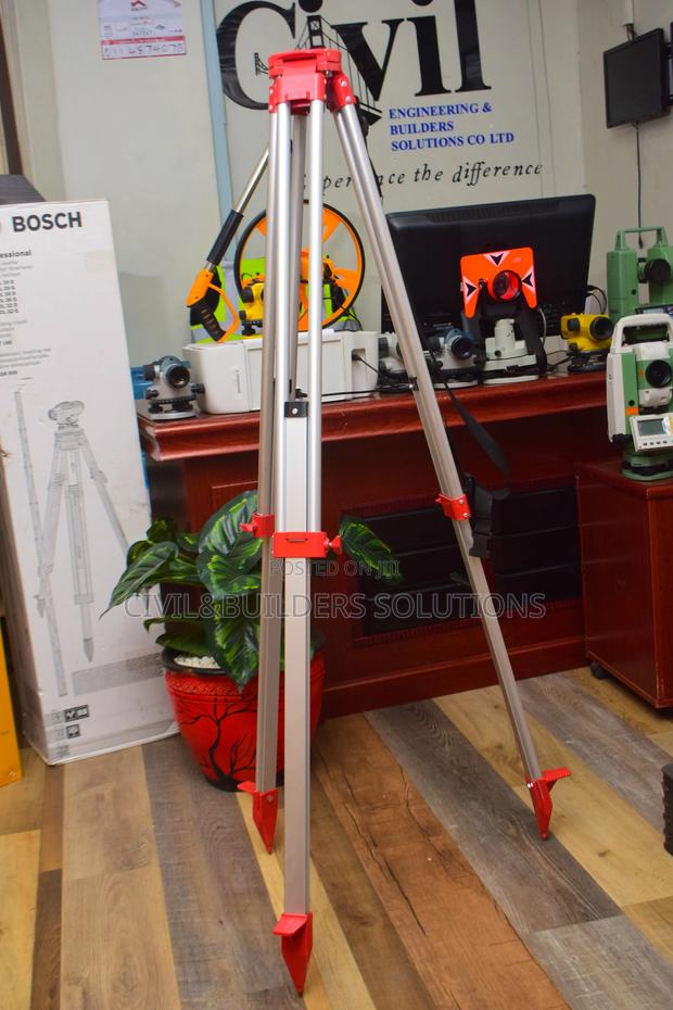 Tripond Stand For Land Surveying Tools - main view
