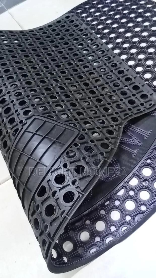 Heavy Large Plastic Outdoor Doormats - thumbnail 3