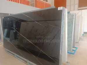Sahara Noir (Glossy) Sintered Stone