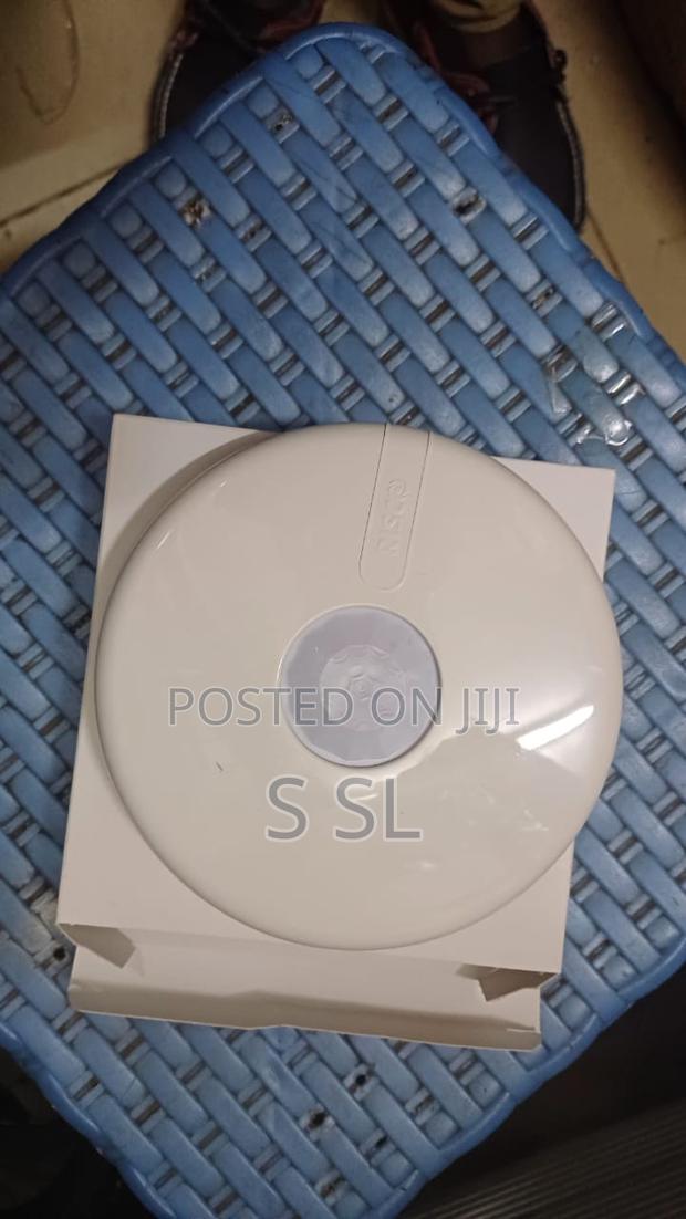 Lunar Pir Ceiling Detector