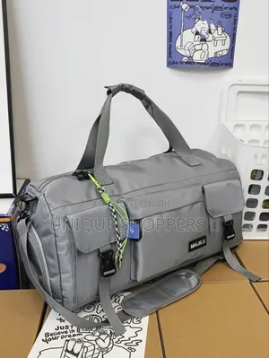 High Quality  Maijulu Duffle Bag
Has Shoe Compartment
