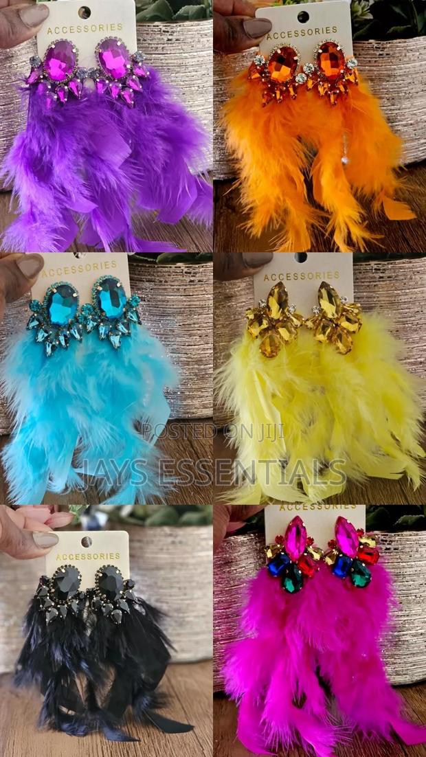 Earrings That Make a Statement - thumbnail 5