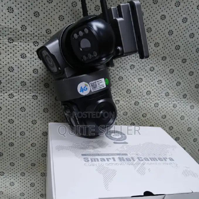 V380 Outdoor Solar Camera With Led Lighting Solar CCTV Camera