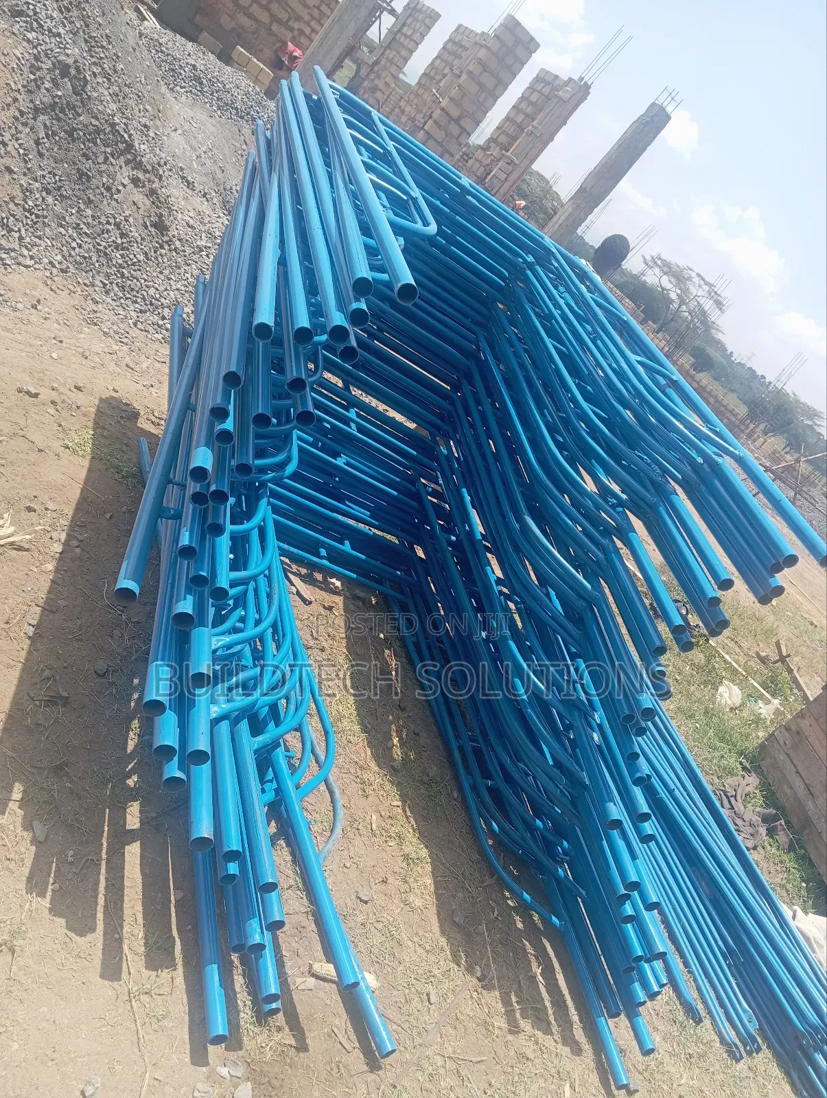 Heavy Duty 2m Scaffolding Ladder Perfect for Construction Sites