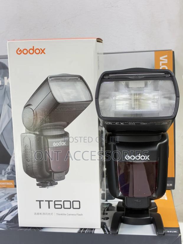Godox Tt 600 Speed Light - main view