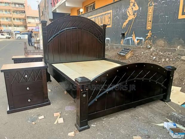 Wooden Bed With Drawers
