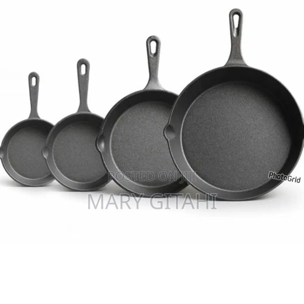4pcs Cast Iron Skillet Set