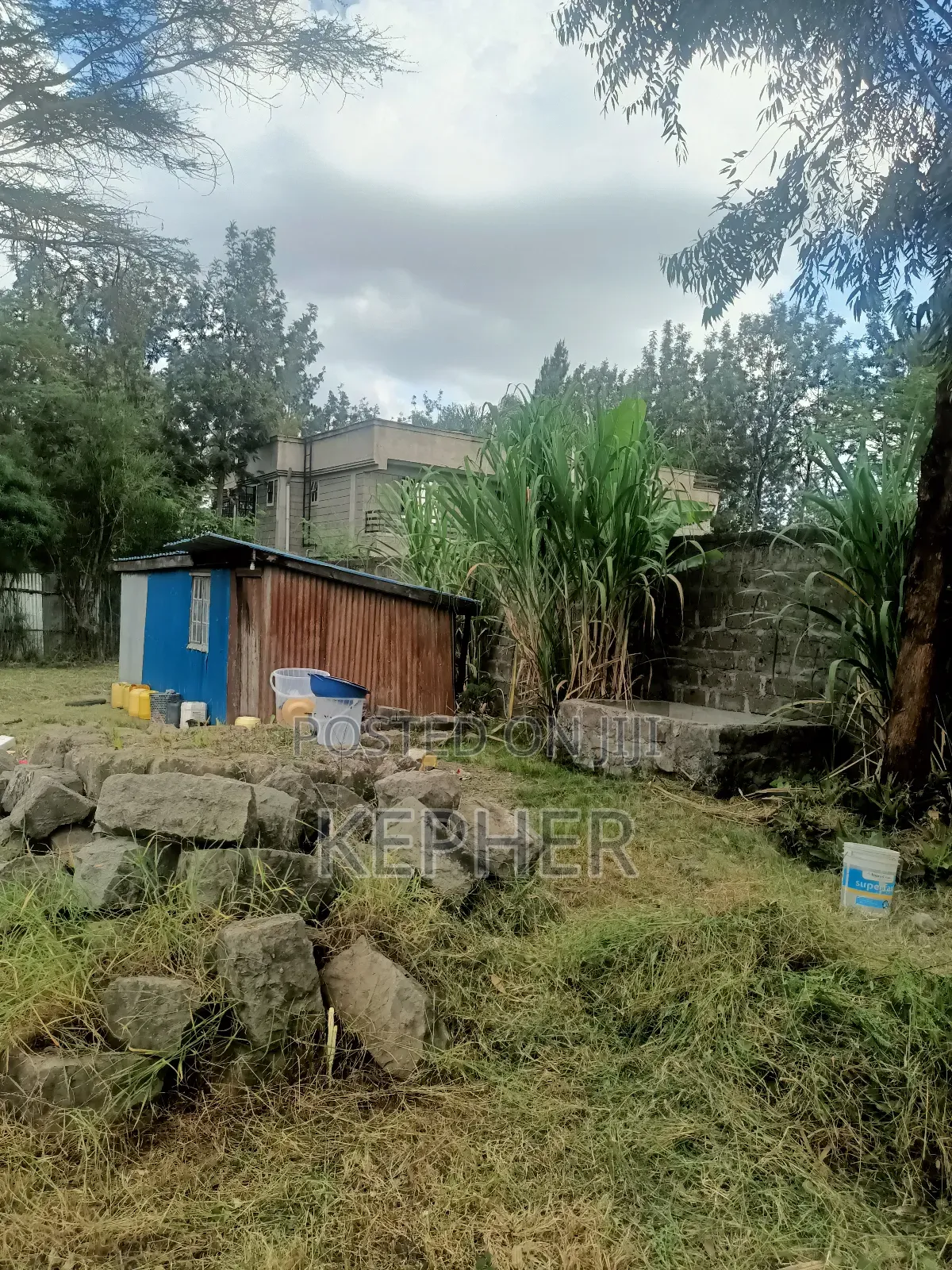 Selling 1/4 an Acre of Land at Ruai, St. Joseph.