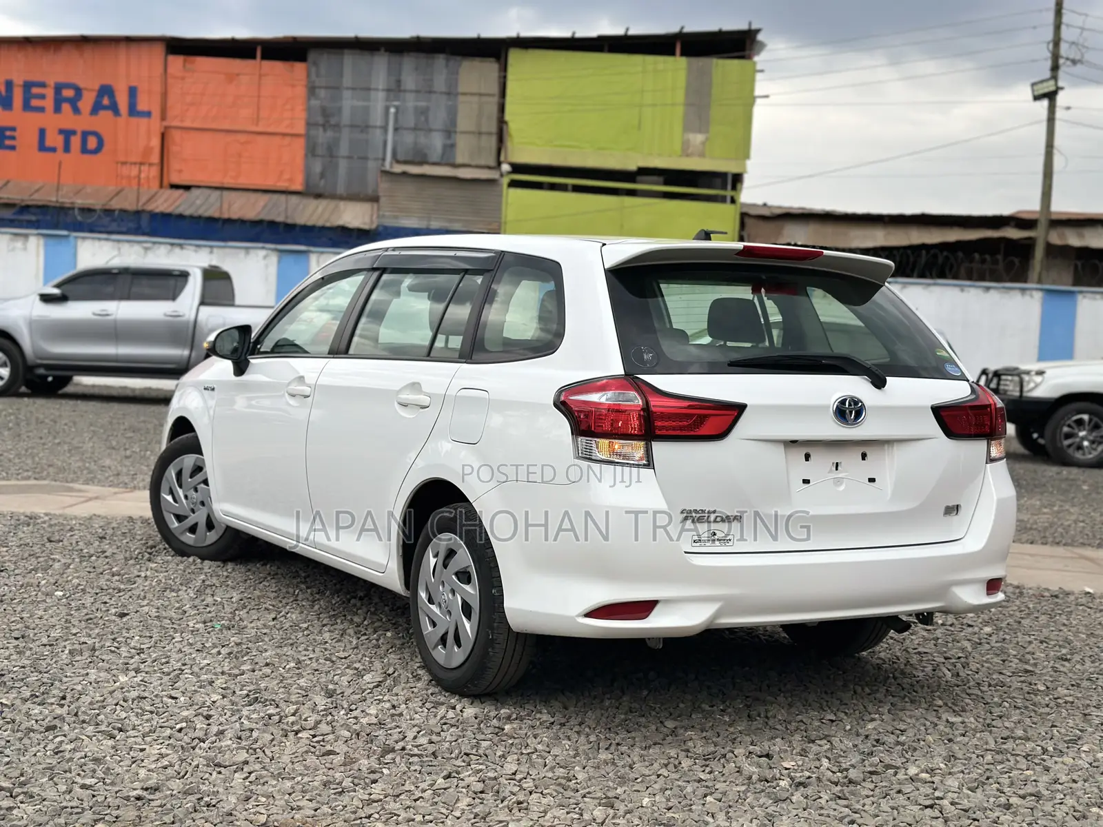 Toyota Corolla Fielder 1.5 Hybrid FWD 2019 White