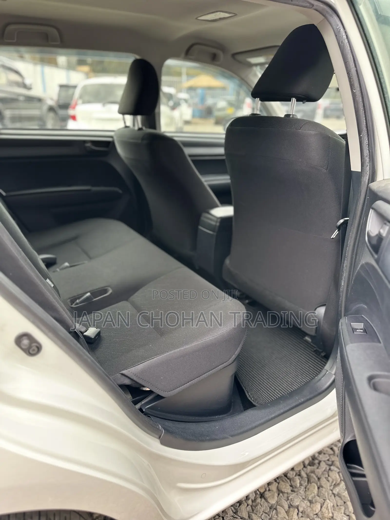 Toyota Corolla Fielder 1.5 Hybrid FWD 2019 White