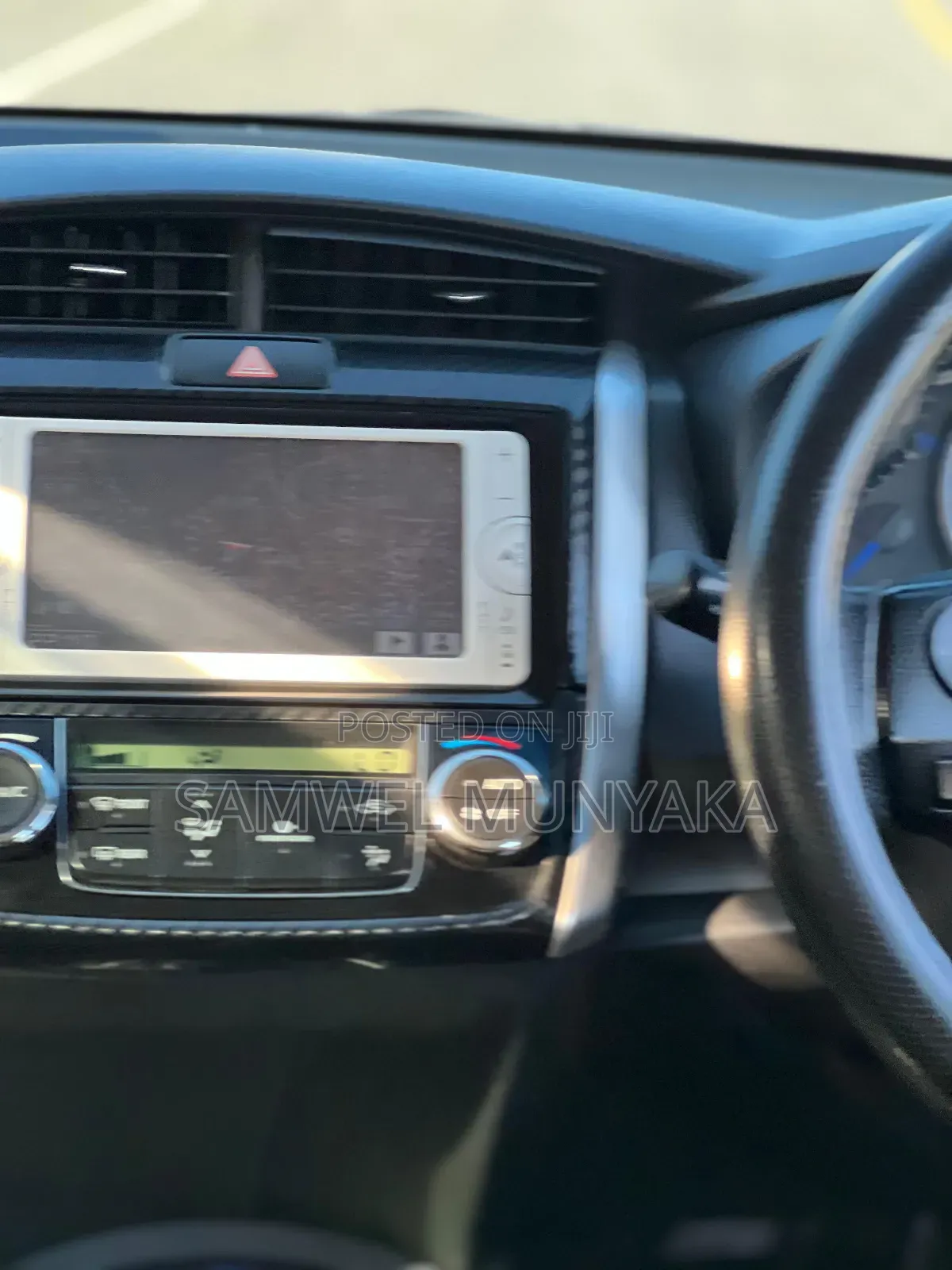 Toyota Corolla Fielder 1.5 Hybrid FWD 2014 Silver