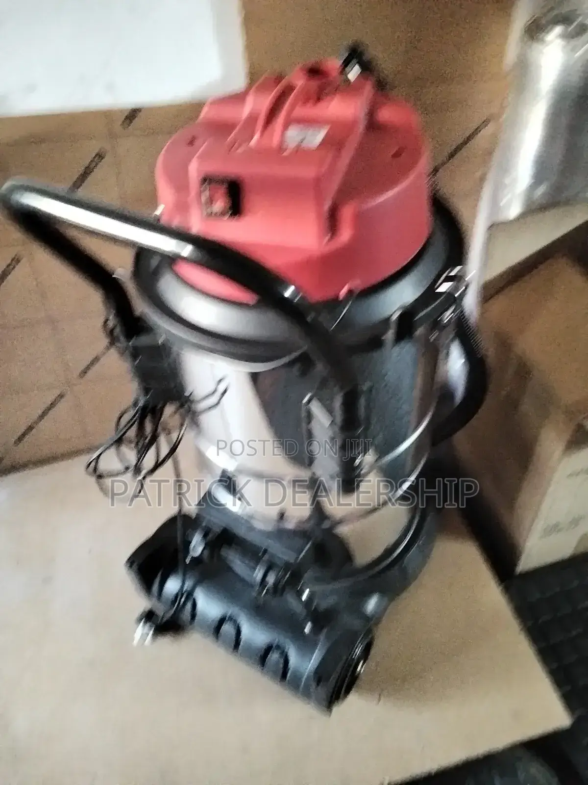 Wet and Dry Vacuum Cleaner