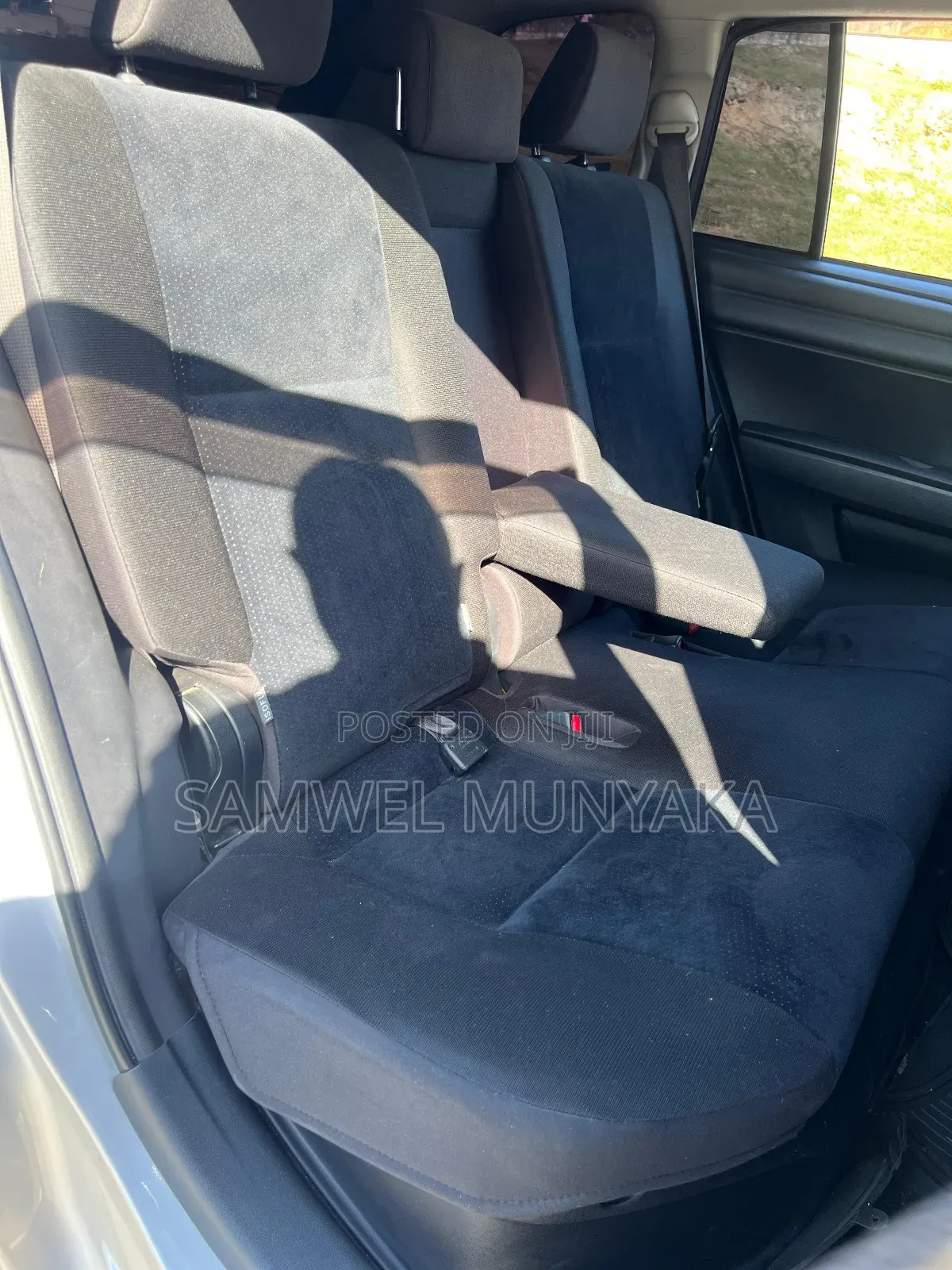 Toyota Corolla Fielder 1.5 Hybrid FWD 2014 Silver