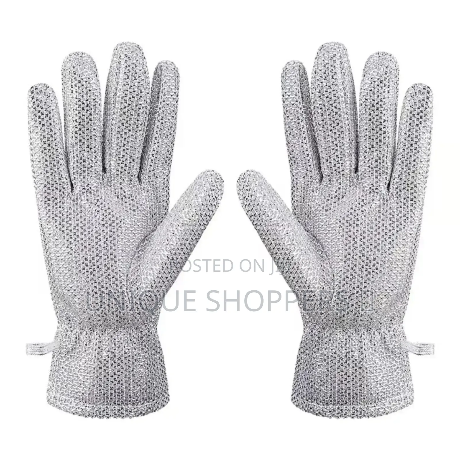 A Pair of Scrubbing/Scouring Gloves Make Dishwashing Faster,