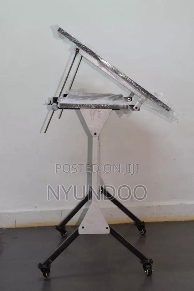 Drafting Table (Nyundoo Professional Drafting Table) - thumbnail 3