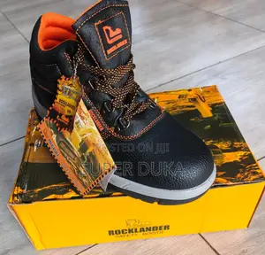 Genuine Leather Upper With A Rubber Sole Rocklander Safety Boots