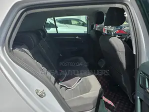 Volkswagen Golf TSI S FWD 2018