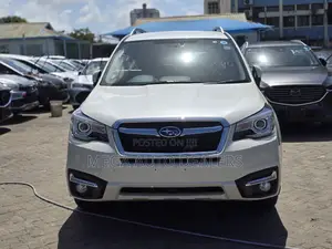 Subaru Forester 2018 White