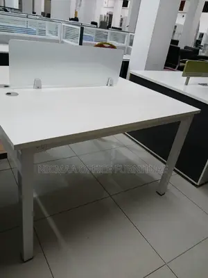 Minimalist, Functional Space-Smart 2-Way Workstation