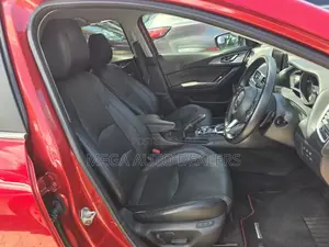 Mazda Axela 2018 Red