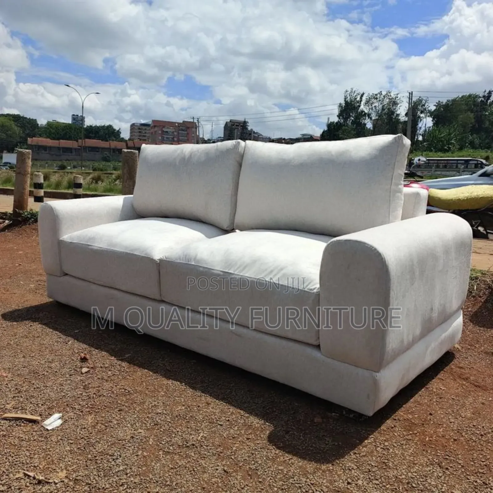New 3 Seater Comfy Sofas With Throw Pillows