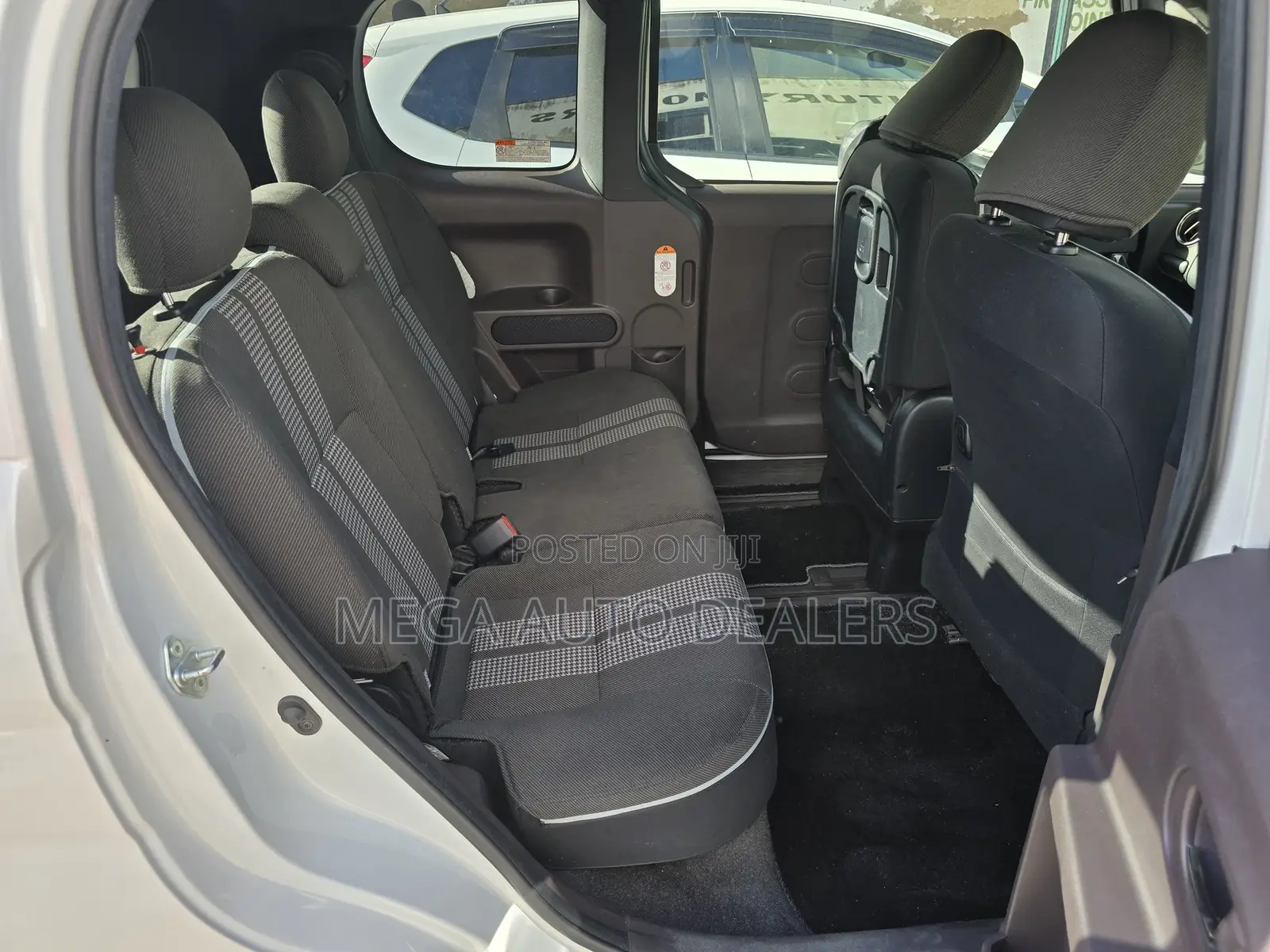 Toyota Spade 2018 White