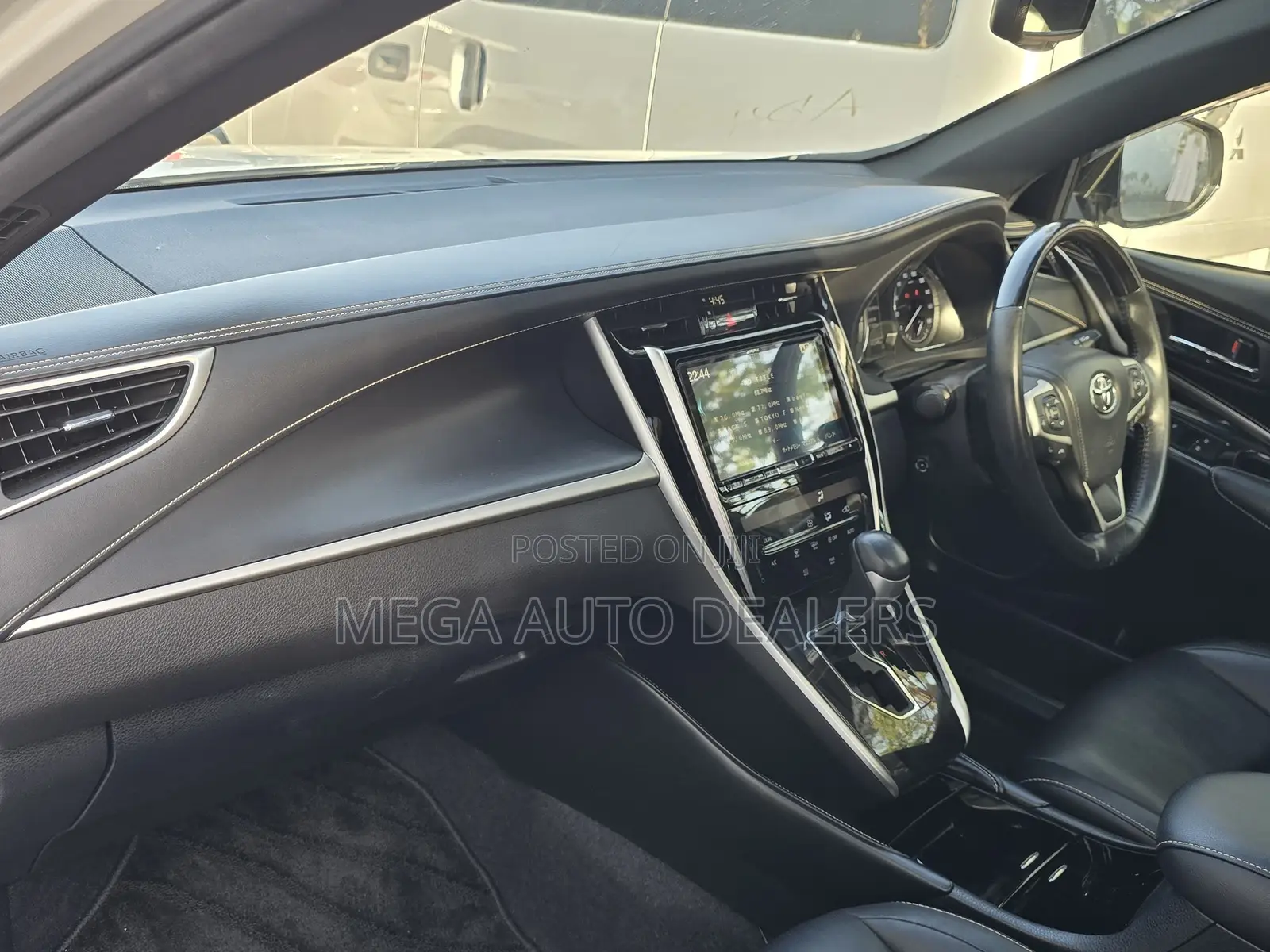 Toyota Harrier 2018 White