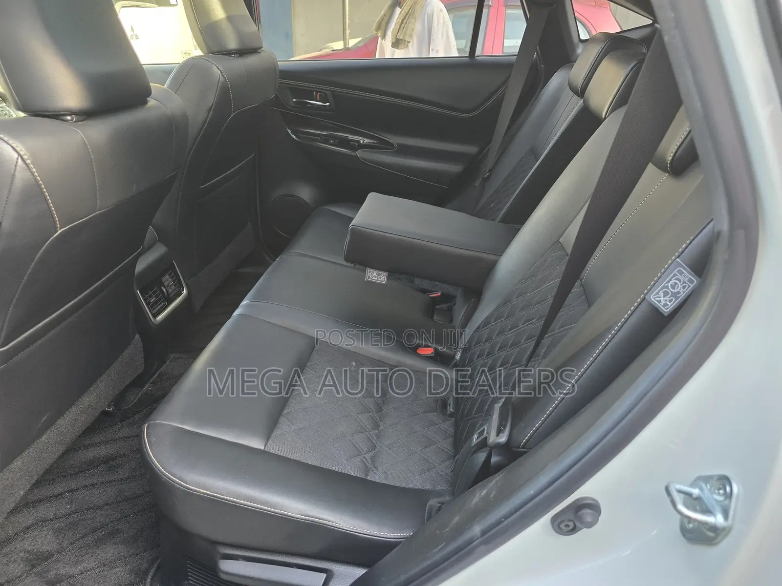 Toyota Harrier 2018 White