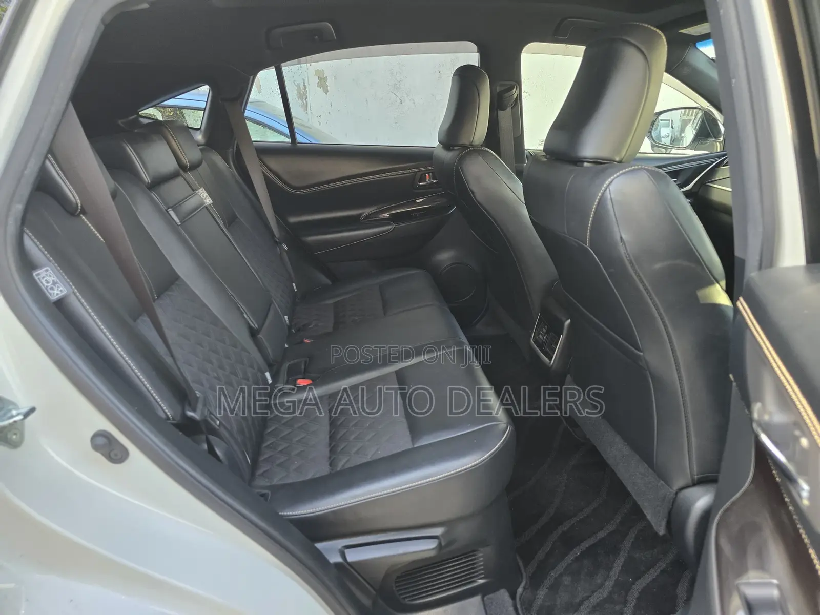 Toyota Harrier 2018 White
