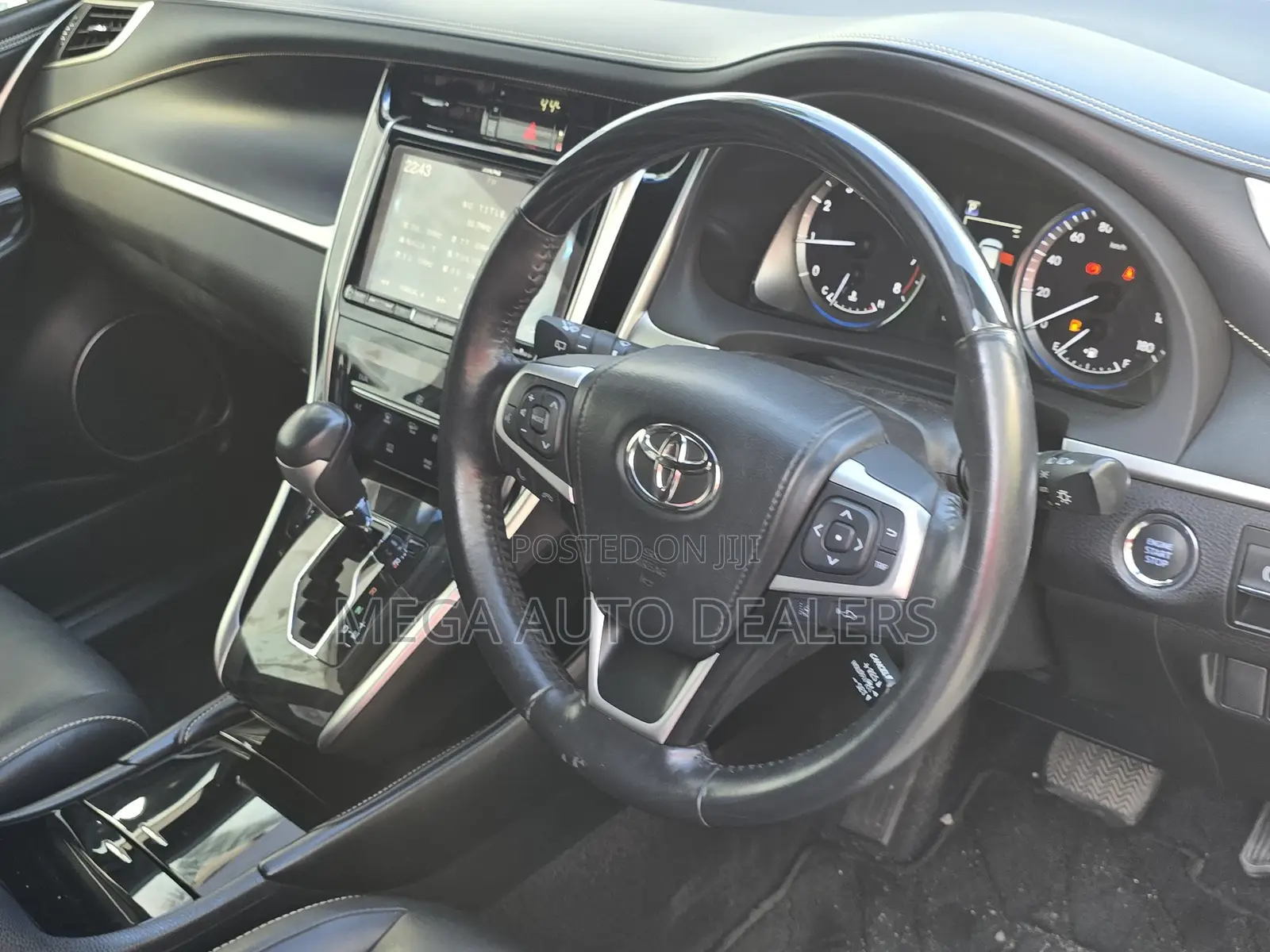 Toyota Harrier 2018 White
