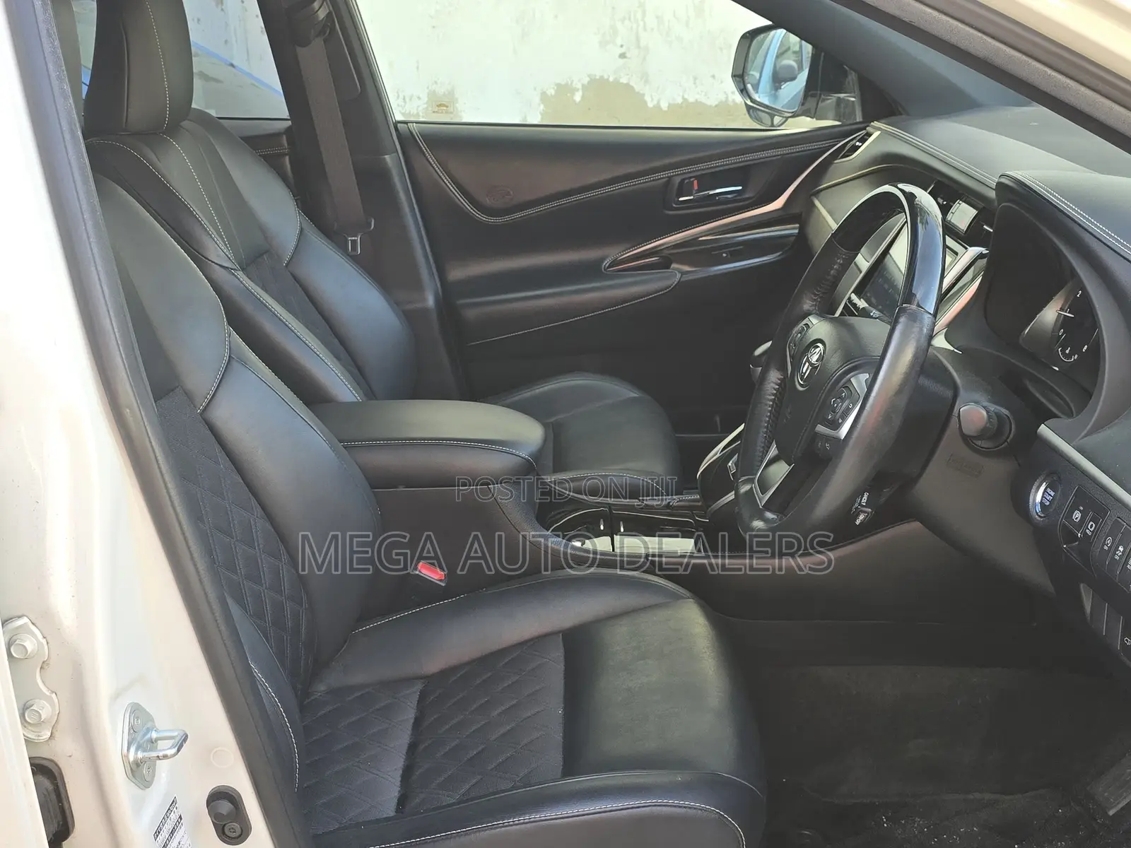 Toyota Harrier 2018 White