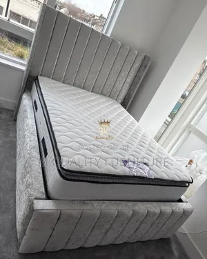 Queen Size Classic Wooden Beds