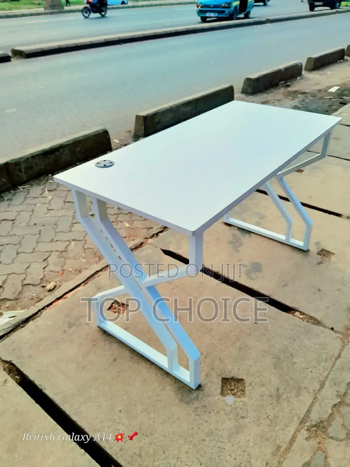 Extensive Pure White Office Table