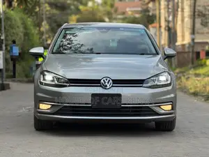 Volkswagen Golf 2017 Silver