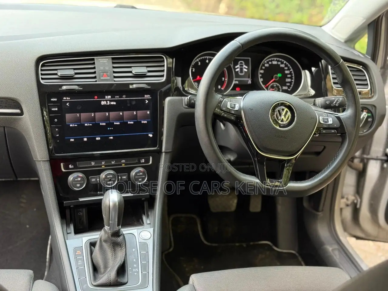 Volkswagen Golf 2017 Silver