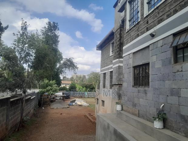 6 Bedrooms, 4 Ensuite - thumbnail 6