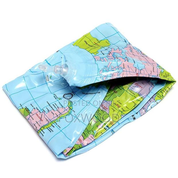 Inflatable Globe - thumbnail 5