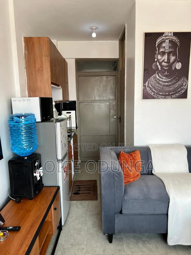 Executive Studio Airbnb Near TRM in Roysambu ,Thika Toad - thumbnail 3
