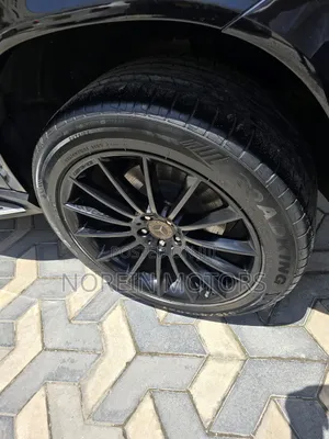 Mercedes-Benz GLE-Class 2021 Black