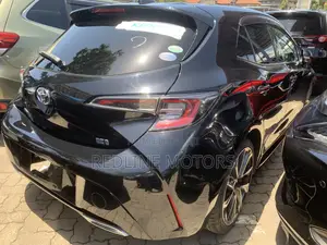 Toyota Corolla LE Eco (1.8L 4cyl 2A) 2018 Black